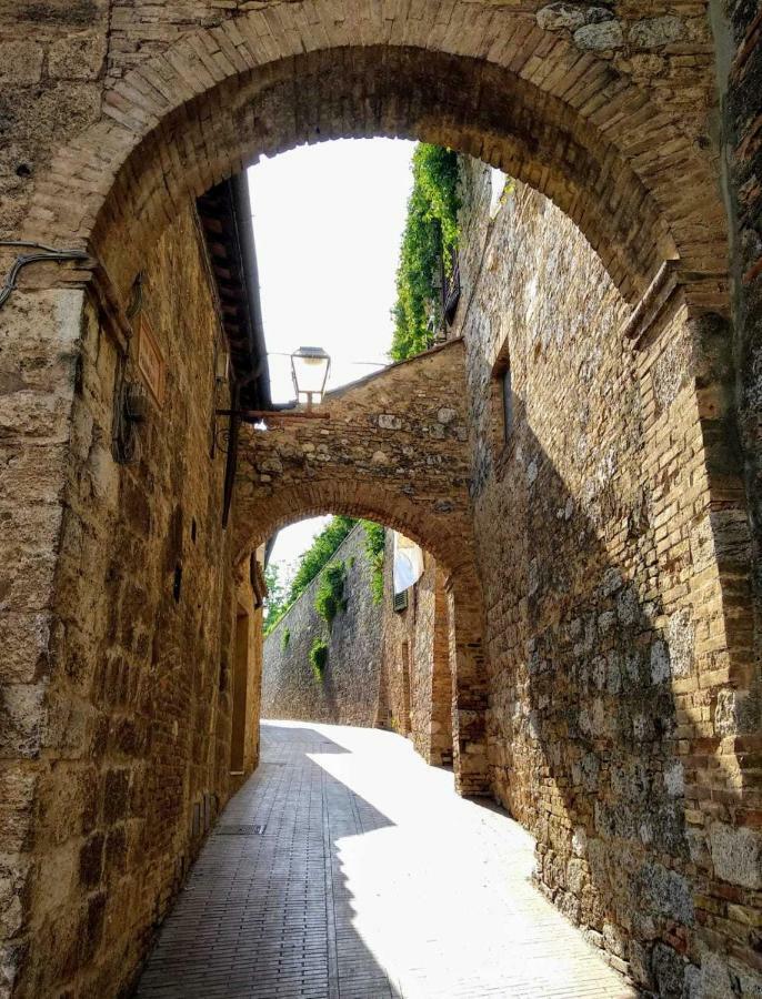 Il Prunello - Una Casa Tra Le Torri San Gimignano Exterior photo